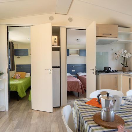 Sereno Camping Holiday Moniga del Garda Экстерьер фото