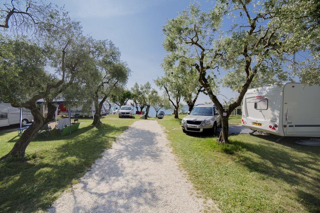 Sereno Camping Holiday Moniga del Garda Экстерьер фото